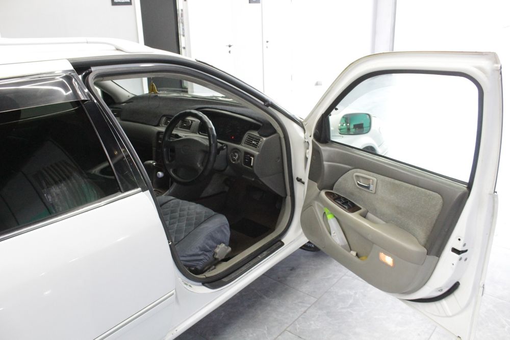 Toyota  Markll qualis