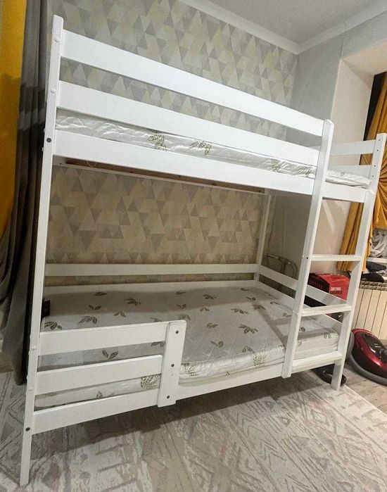 двухъярусный кровать