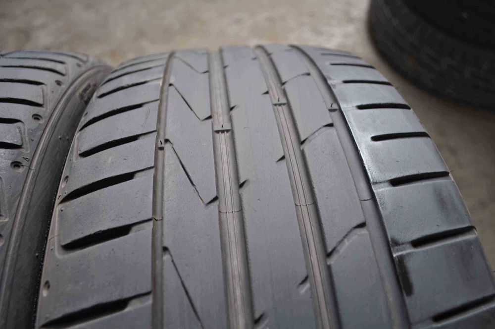 SET 2 Anvelope Vara 225/40 R18 HANKOOK Ventus S1 Evo2 92Y
