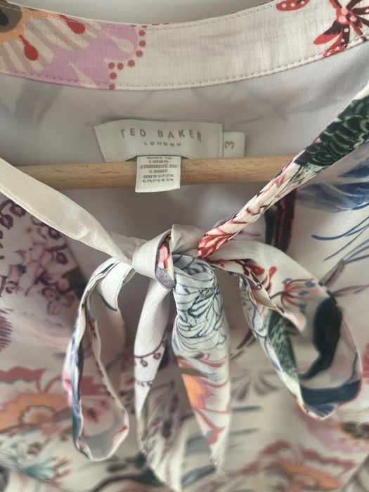 Ted Baker риза размер 3