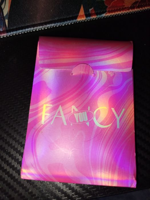 Kpop/кпоп албуми и картички!