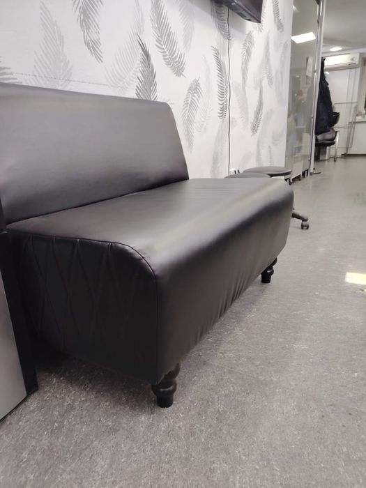 Продам диван в идеальном состояний