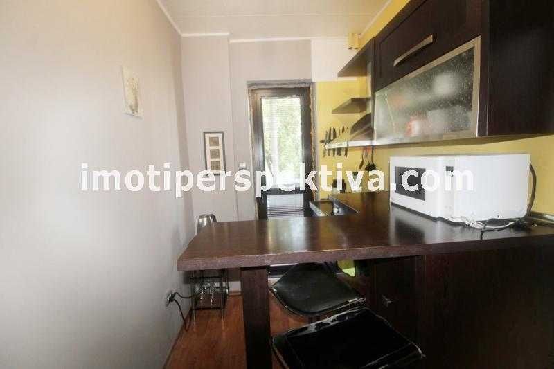 Продава се Тристаен апартамент в Пловдив, Тракия - 80 кв.м за 1688 €/кв.м - Снимка #8