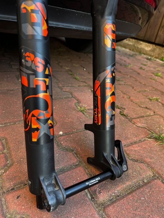 Furca FOX 36 180mm, Performance Elite Float, 27.5/29” boost, 15*110mm