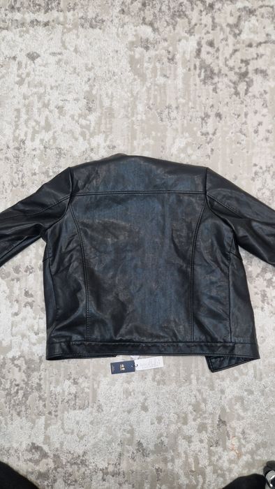 Продам новую кожанку