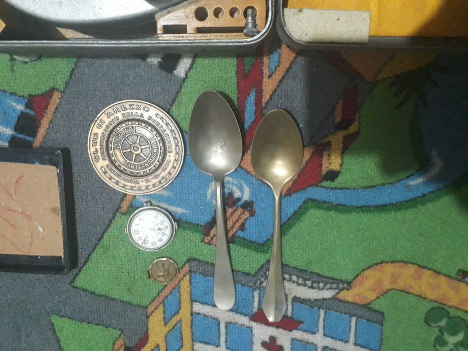 Diverse piatra naturala si accessory