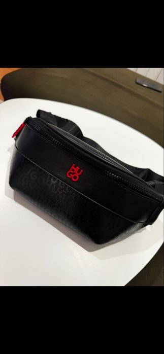 Мъжка Чанта Hugo / Calvin Klein / Hugo Boss / Паласка Налични