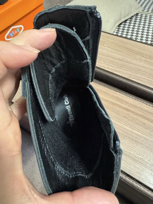 Продам детскую обувь для девочек-осень