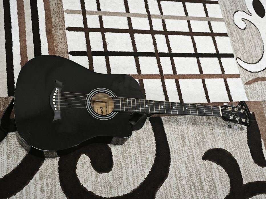 Гитара акустическая Levinson LA-D38-BK бу