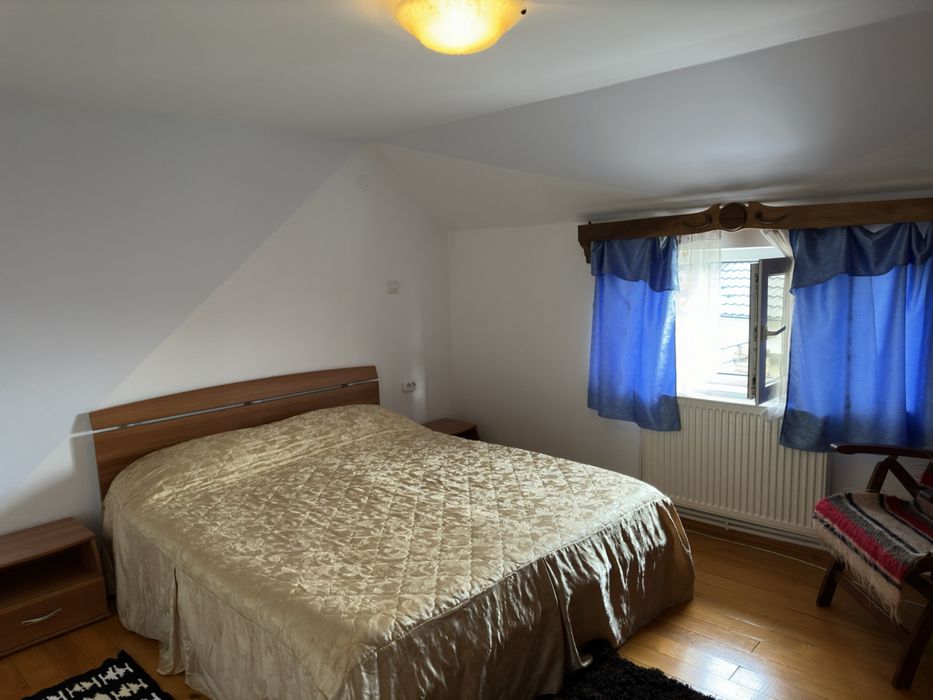 Inchiriez cabana / pensiune Paste  2026