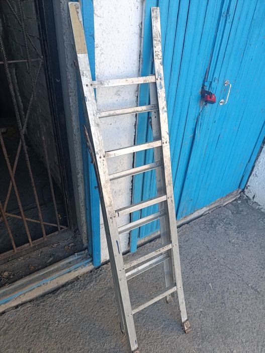 Стремянка два в одном лестница