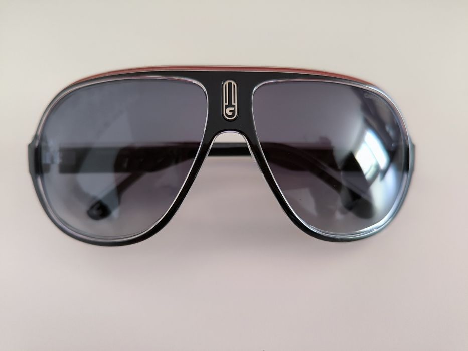 слънчеви очила CARRERA