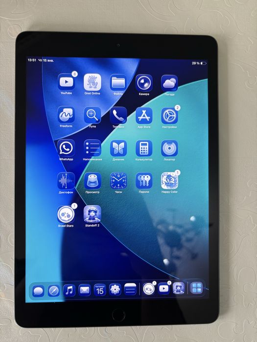 Продам айпад 8 срочно