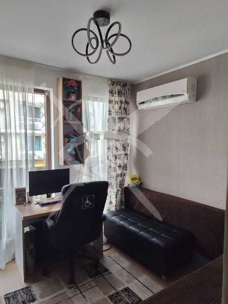 Продава се Двустаен апартамент в Бургас, Сарафово - 67 кв.м за 1142 €/кв.м - Снимка #3