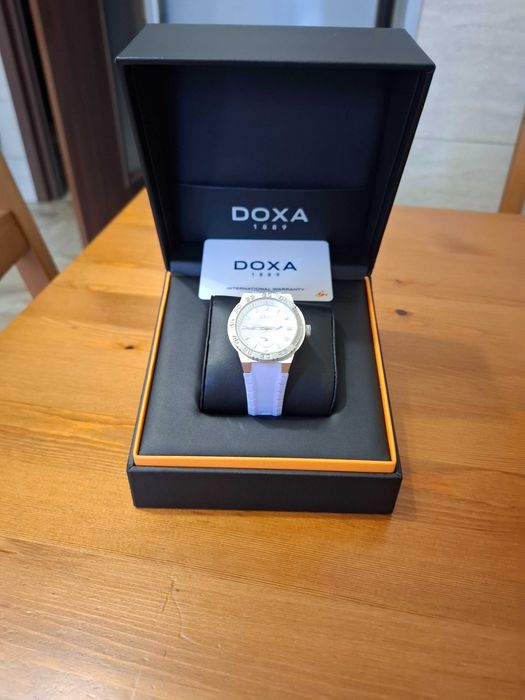 Ceas dama Doxa aproape nou in perioada de garantie