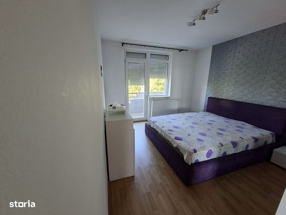 Apartament cu 3 camere si garaj - super pret