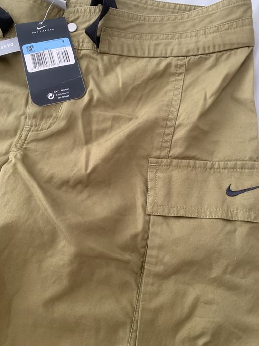 Дамски къси панталони Nike. (3/4)