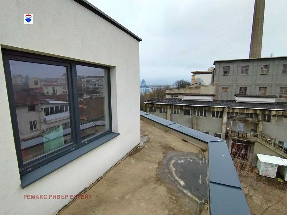 Продава се Двустаен апартамент в Русе, Център - 61 кв.м за 1053 €/кв.м - Снимка #6