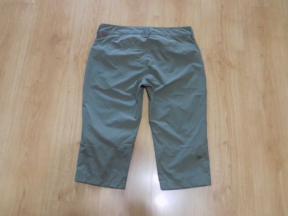 къси панталони bergans of norway шорти екип дамски туризъм оригинал M