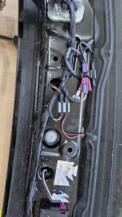Задно стъкло БМВ G21 LCI