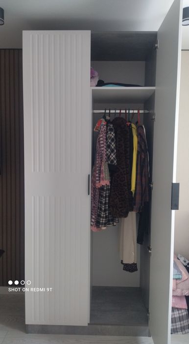 Шкаф новый продам  СРОЧНО!