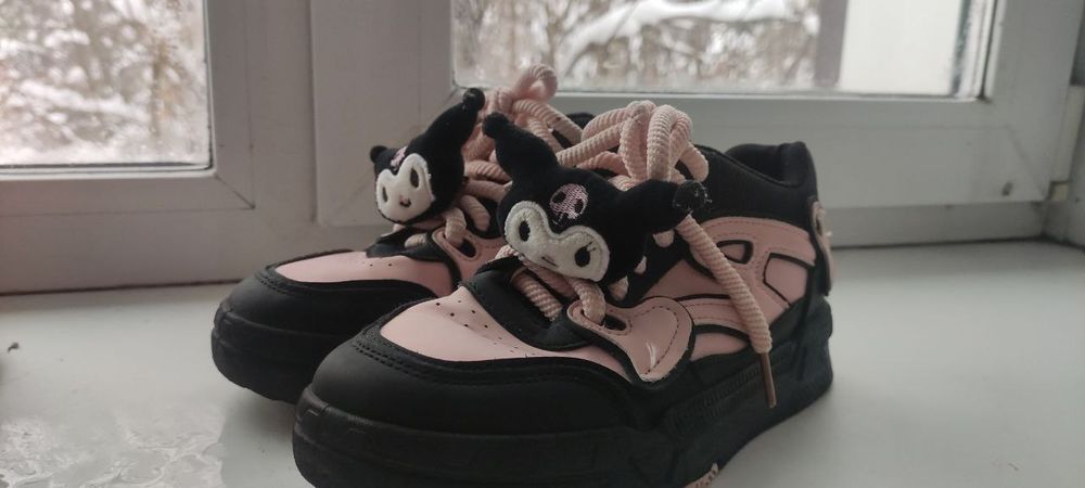 Кроссовки 37-38 размер