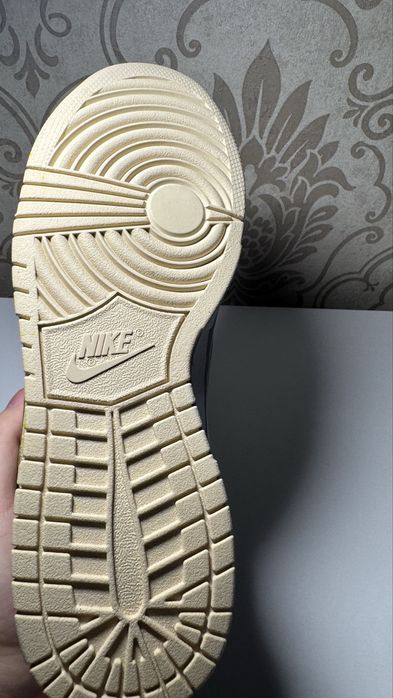 Nike Dunk Low Goku Edition