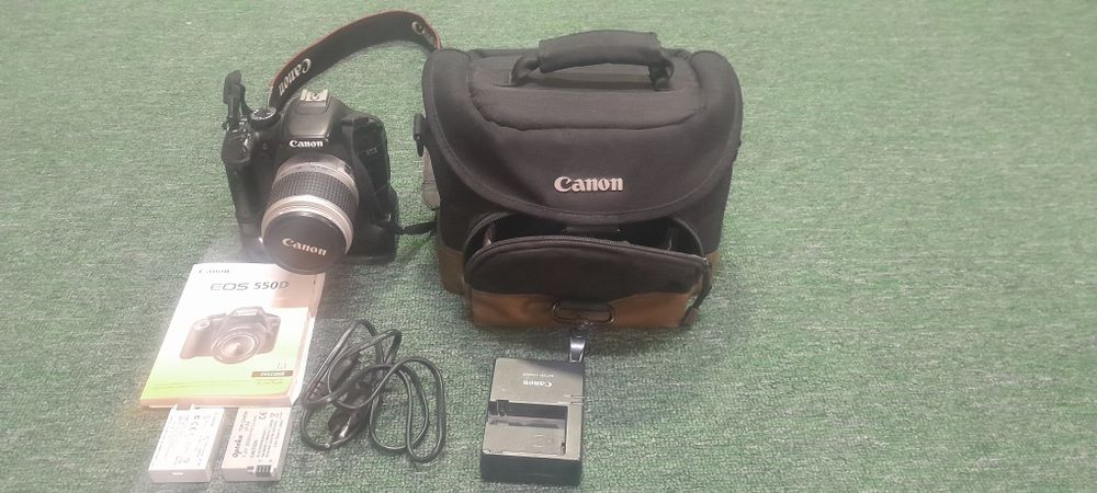 Canon 550d hali yangi