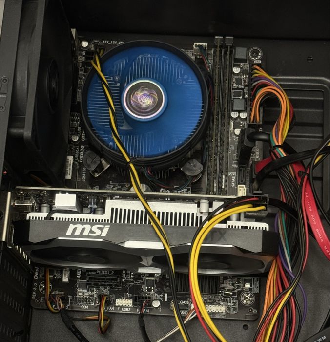 Продам MSI GTX 1650 4 gb DUAL