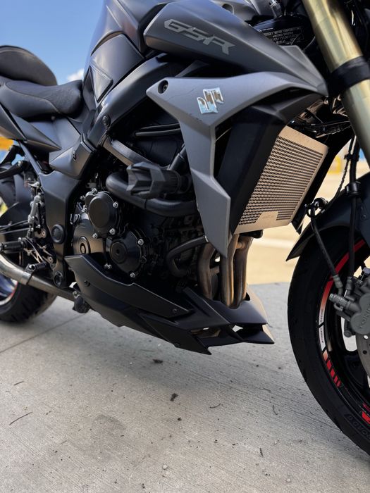 Suzuki GSR 750 | Yoshimura | Full upgrade | Istoric complet