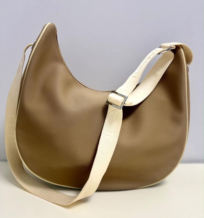 Geantă Lacoste originală bej, PVC/canvas, crossbody & shoulder, 32x26x10 cm