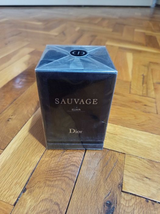 Парфюм Dior sauvage elixir не разопакован