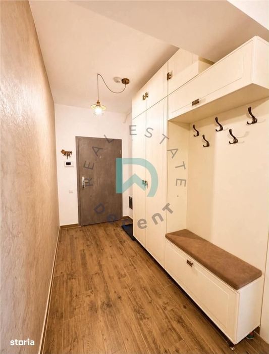Apartament 3 camere, mobilat, utilat, parcare, Tractorul, Brasov
