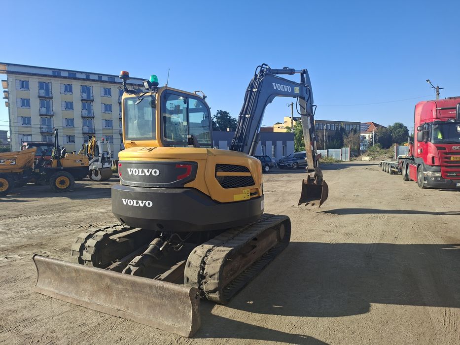 Vand excavator volvo EC 88D