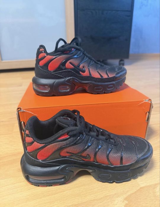 Оригинални детски Nike Air Max Plus (TN) Размер 28