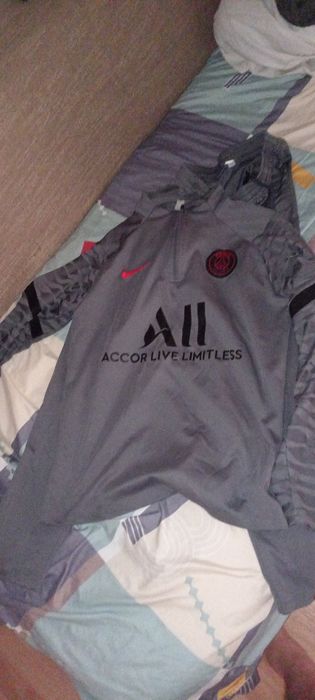 Compleu gri psg conditie buna