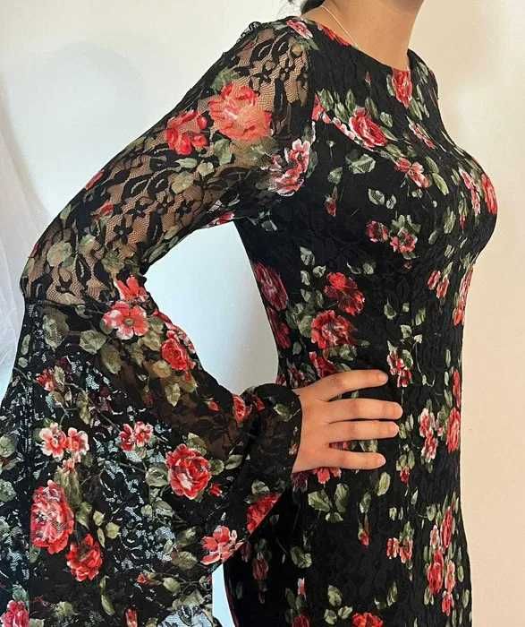 Rochie de ocazie tip sirena-material dantela elastica