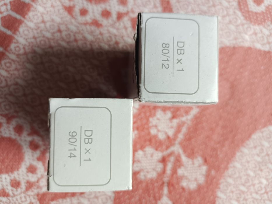 Иглы для швейной машины.