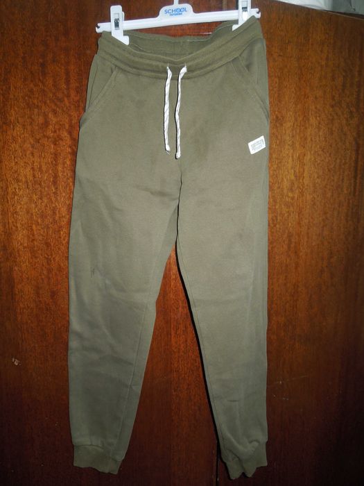 толстовки и бомберы