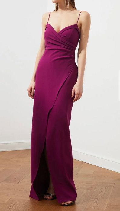 Дълга рокля с цепка