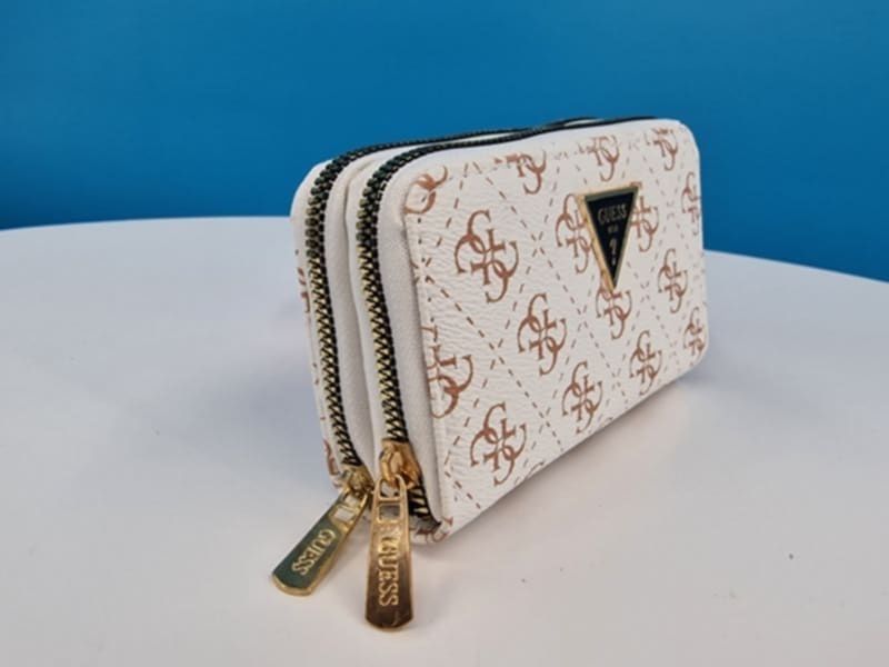 Дамски портмонета