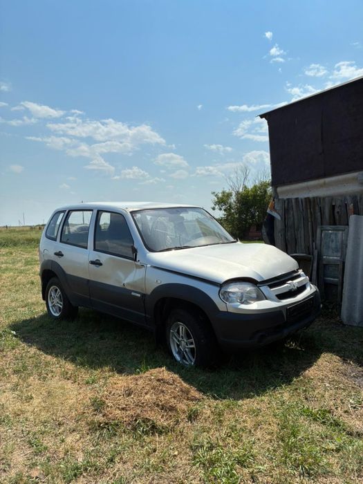 Шевроле Нива. 2013 года