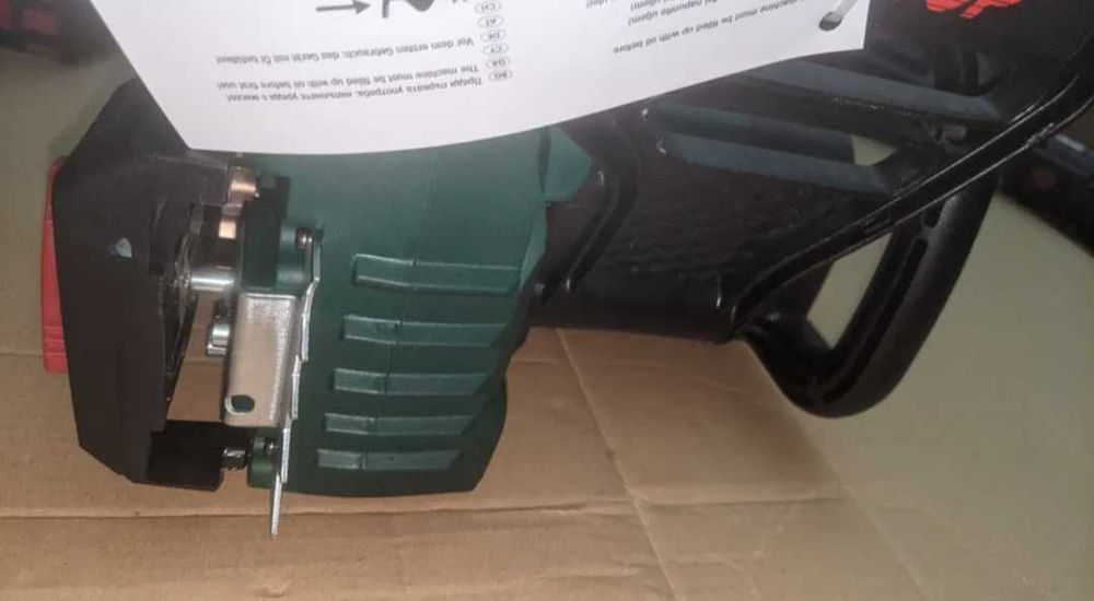 Нова 2200W Резачка Parkside