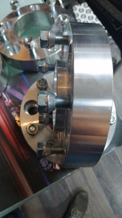 2 Distantieri 28 mm Range Rover 5x120