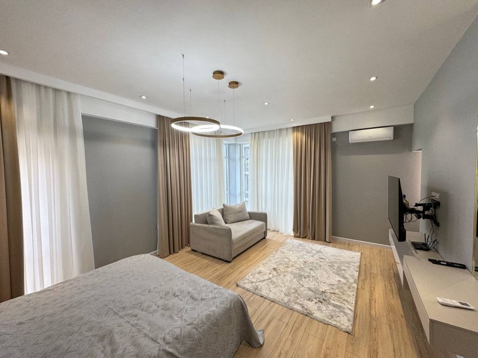 Срочно Сдается Яккасарайский р-н шикарни больщой дом