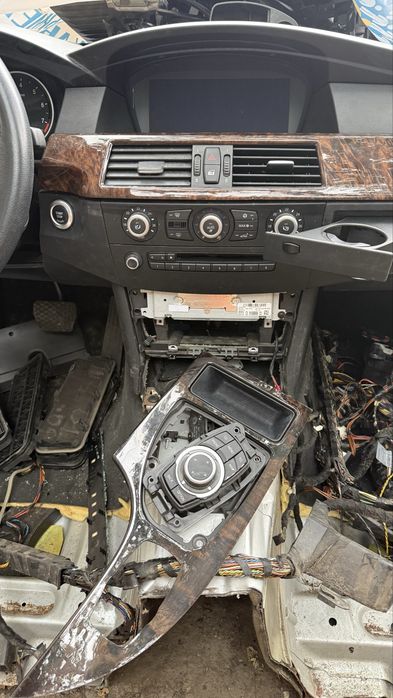 Привозные запчасти BMW e60 рестайлинг