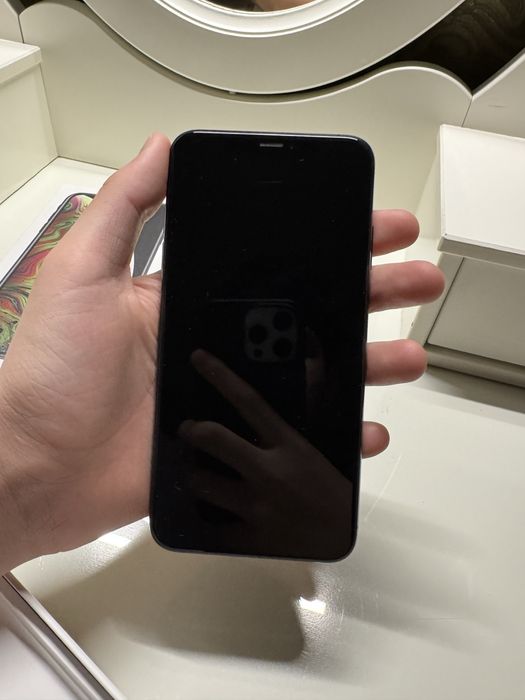 Айфон xs max акб 78%