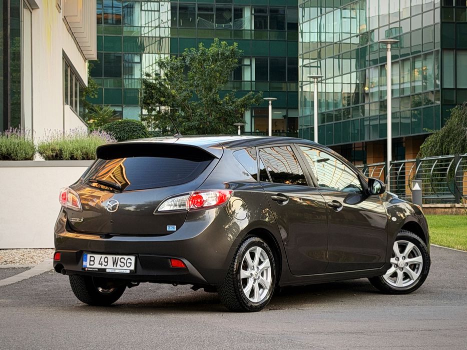 MAZDA 3 2010 — imagine 3