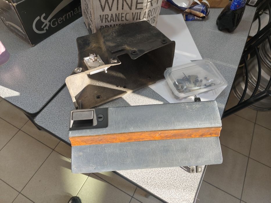 Барче , жабка за Мерцедес W124