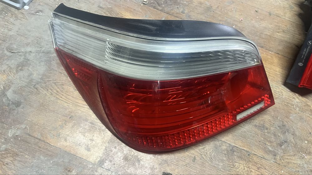 Задние фонари BMW e60 дорест